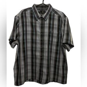 2 for 20$ - Men's Black and Gray Plaid Button Down Shirt